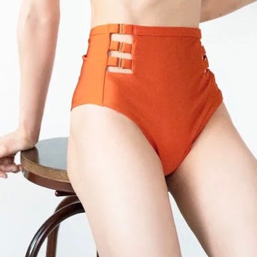 T - Faye Bottom
