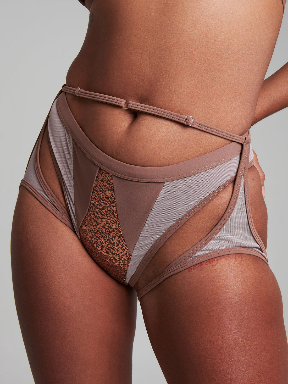 HW - Sparkling Bottom