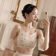 LN - Etruah Lace Top
